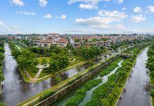 Kawasan Bekasi Mana yang Aman dari Banjir? Data BMKG & BPBD 2025 Kawasan cluster perumahan terencana di Bekasi dengan sistem drainase baik — data risiko banjir per kecamatan 2025 — Panduanproperti.id