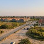Tambun Utara Properti 2026: Sunrise Termurah Bekasi Suasana kawasan Tambun Utara properti 2026 di Bekasi dengan perumahan baru, lahan terbuka, dan akses jalan yang terus berkembang
