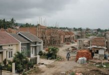 Cara Cek Rekam Jejak Developer Sebelum Beli Rumah Indent Memeriksa rekam jejak developer lewat kondisi proyek perumahan yang sebagian masih dalam tahap pembangunan